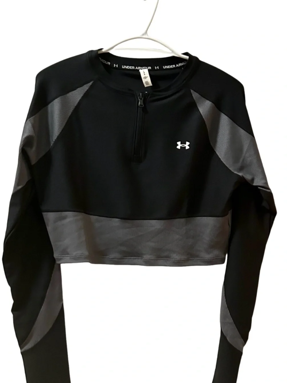 NWT Under Armour HeatGear Cropped Half Zip Pullover Black Grey Size L - Picture 5 of 12